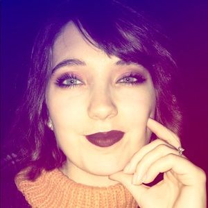 Meet your Posher, Andrea